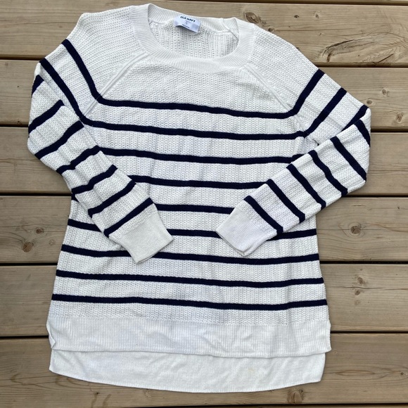 Old Navy Knit sweater - Picture 1 of 1